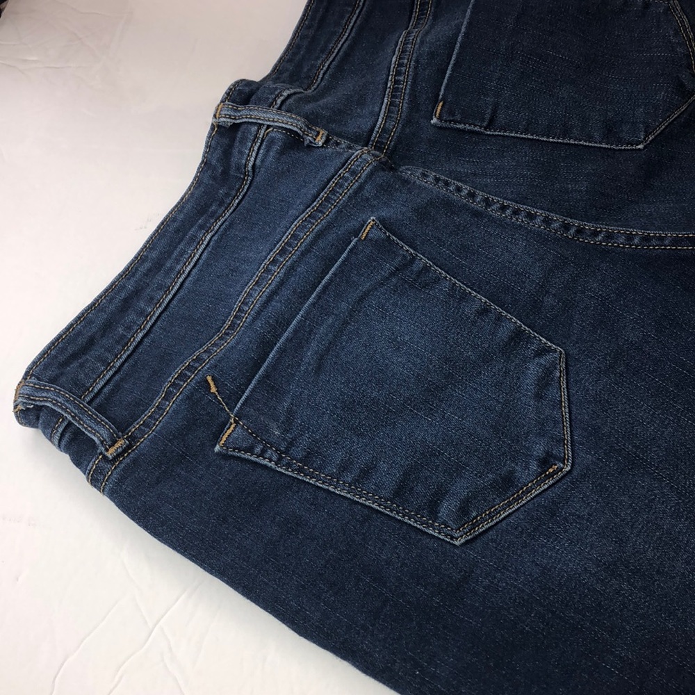 Mossimo denim five pocket Shorts size 12 - Picture 6 of 8